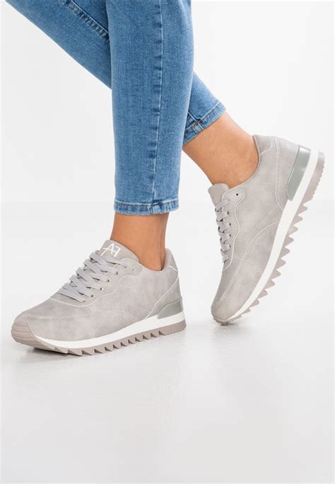 Sneaker für Damen Größe 41.5 